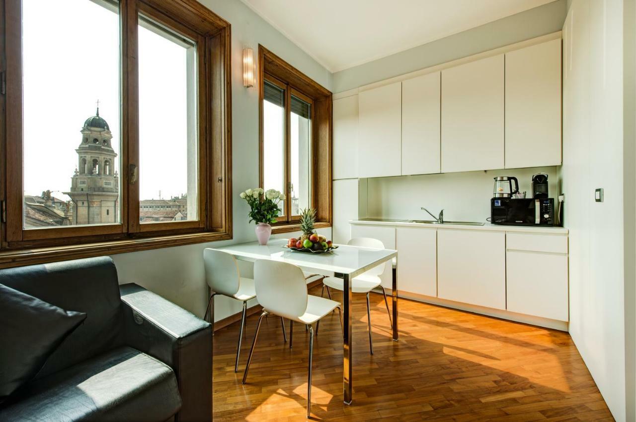 Bnbutler - Duomo Apartment - Galleria Unione Милан Экстерьер фото